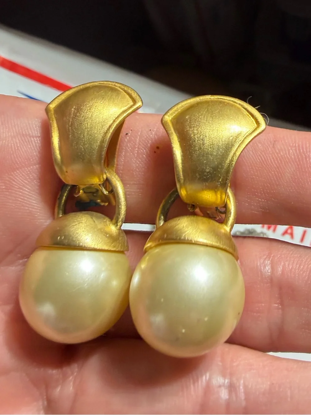 Vintage Gold Tone Cream Faux Pearl Drop Earrings